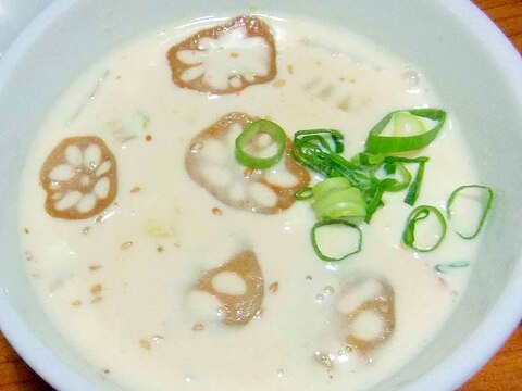 蓮根とネギの豆乳スープ